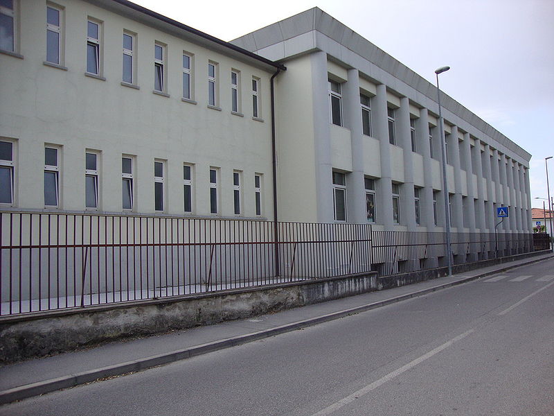 Percorso benessere, scuola digitale e laboratori: open day alla Corridoni di Fogliano